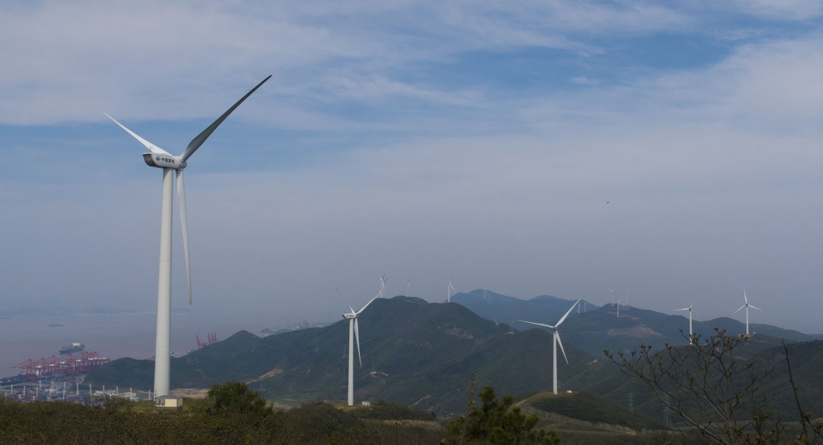 Imagen referencial · China superó 1.400 GW de energía renovable y cumplió su meta a 2030 seis años antes